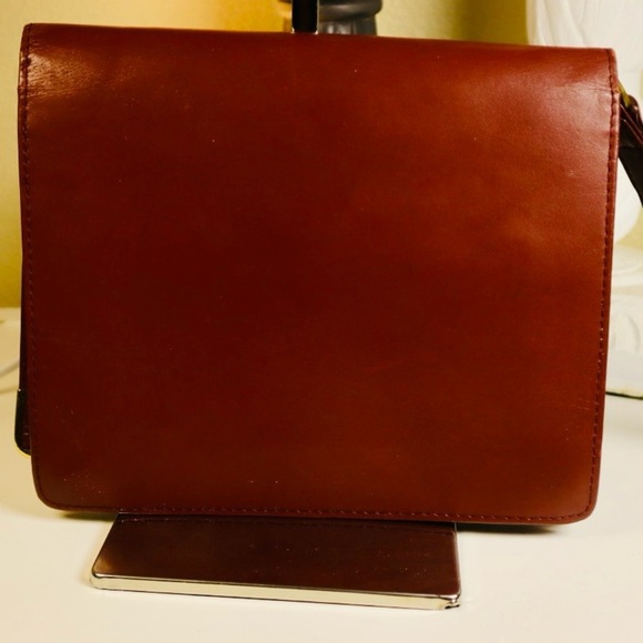 Cartier Must De Cartier Leather Clutch Bag Leather Clutch Bag in Good condition - Picture 11 of 16